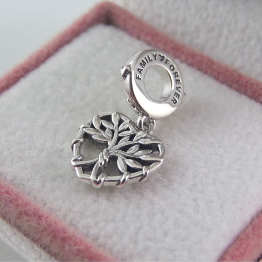 Pandora Family Charm Family Tree Charm Heart Family Tree Charm #799149C00 (F10)